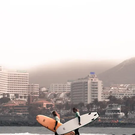 Twinfin Yoga Y Surfcamp - Adeje 2*