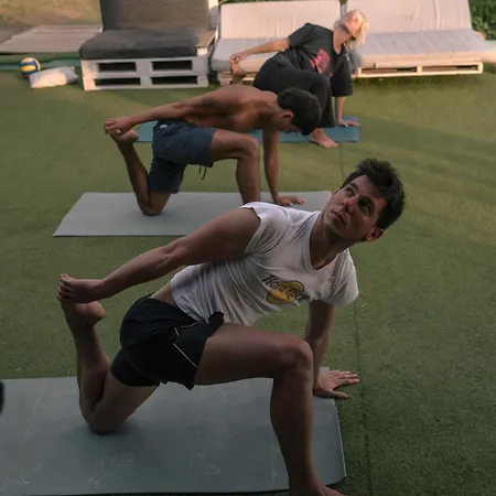 호텔 Adeje - Twinfin & Surf Yoga Camp