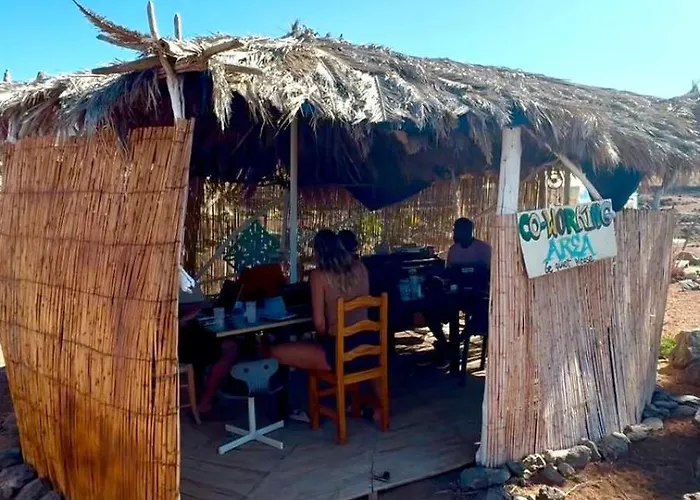 Adeje - Twinfin & Surf Yoga Camp