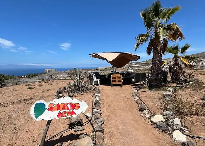 Adeje - Twinfin & Surf Yoga Camp 호텔 2*