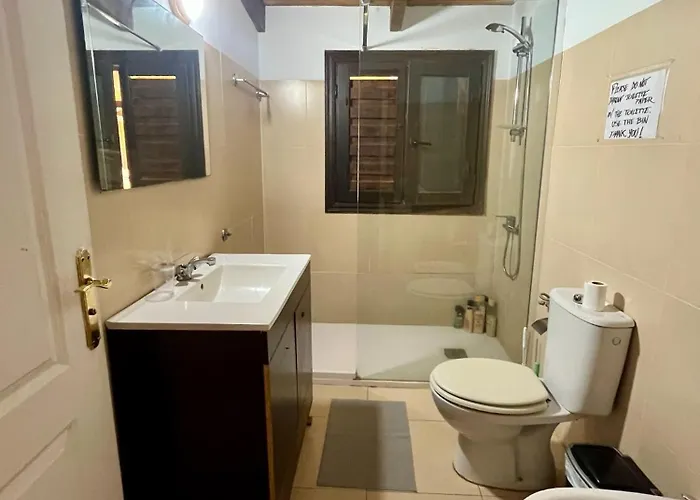 Adeje - Twinfin & Surf Yoga Camp 칼라오살바헤