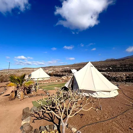 Adeje - Twinfin & Surf Yoga Camp Hotel 2*