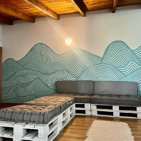 Adeje - Twinfin & Surf Yoga Camp Hotel 2*