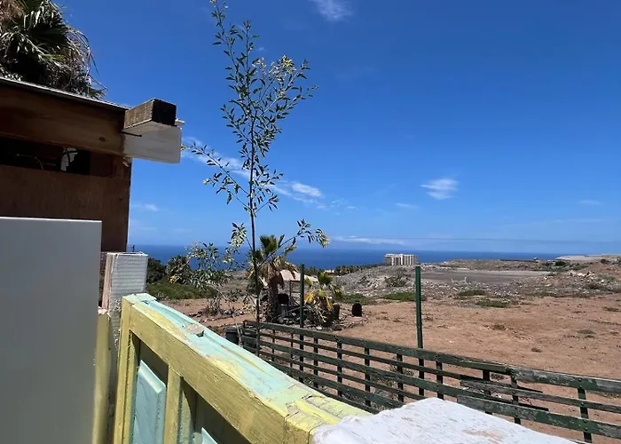 Adeje - Twinfin & Surf Yoga Camp Callao Salvaje