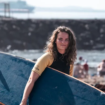 Adeje - Twinfin & Surf Yoga Camp