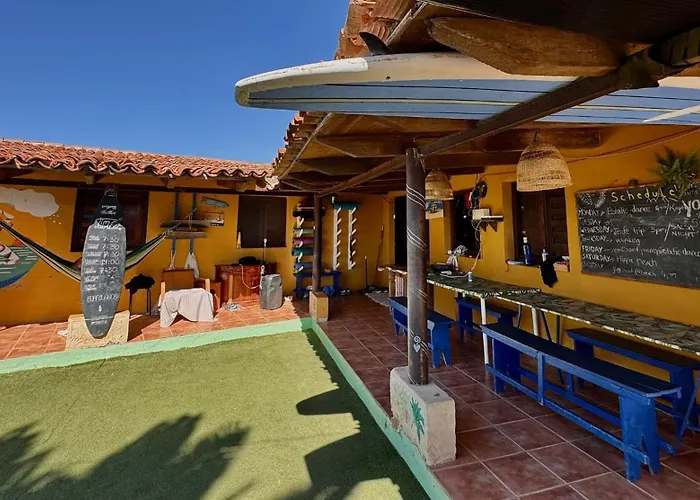 Adeje - Twinfin & Surf Yoga Camp Hotel 2*